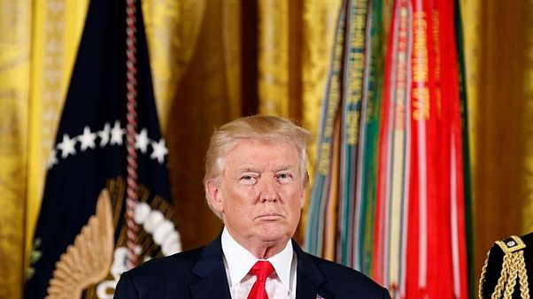 Trump promulga endurecimento de sanções à Rússia Trump promulga endurecimento de sanções à Rússia