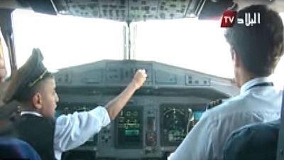Algerian pilots suspended for allowing child to control domestic flight