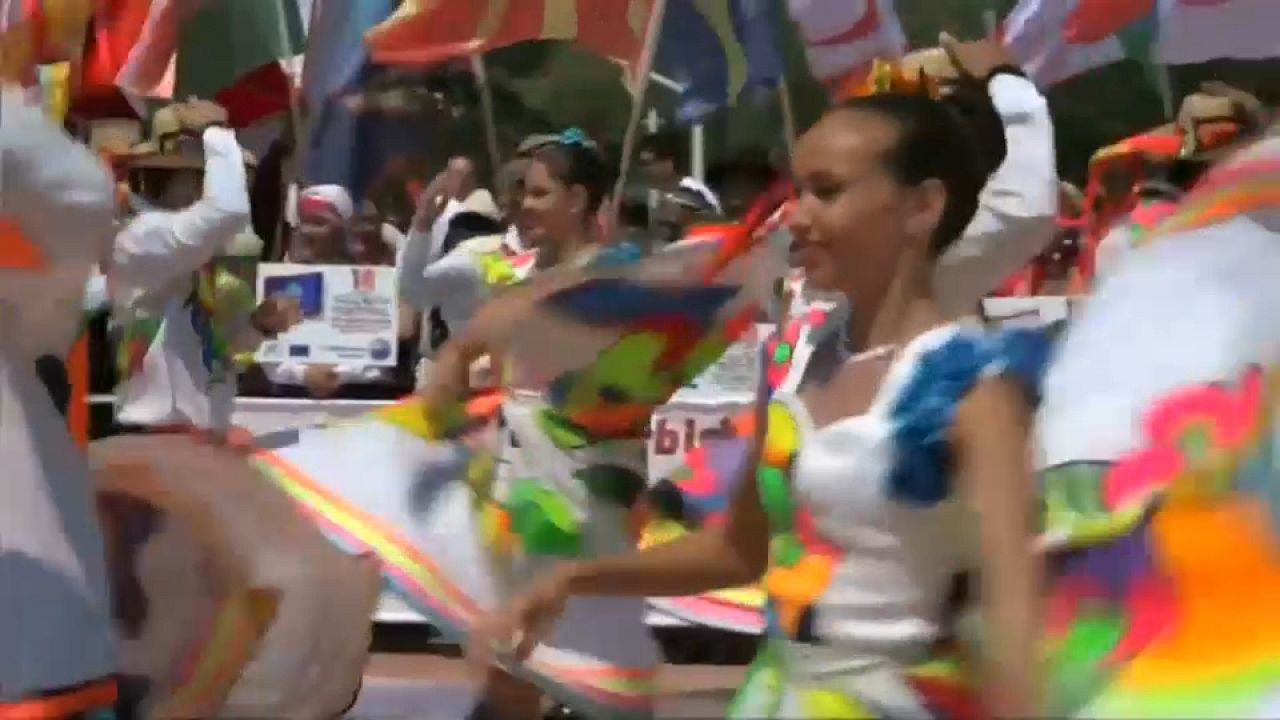 شاهد.. مهرجان الرقص والحب بمذاق اسطنبولي شاهد.. مهرجان الرقص والحب بمذاق اسطنبولي