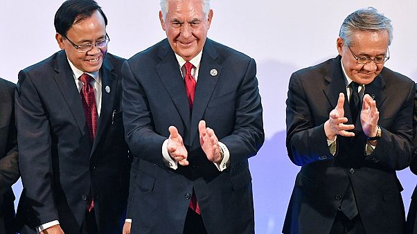 Trump ve Jae-in'den Kuzey Kore'ye karşı ortak tavır Trump ve Jae-in'den Kuzey Kore'ye karşı ortak tavır