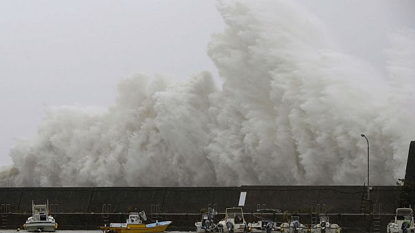 Le Japon balayé par un typhon Le Japon balayé par un typhon