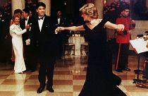 الأميرة ديانا سألت كاهنا مسيحيا هل يجوز زواجها بصديقها المسلم قبل وفاتها