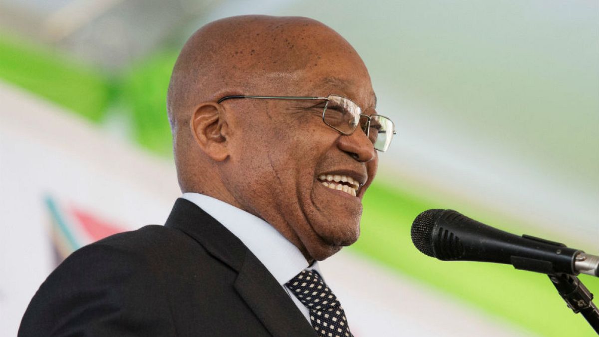 Distúrbios na África do Sul antes da moção de censura contra Zuma