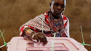 Kenya, lunghe file ai seggi elettorali