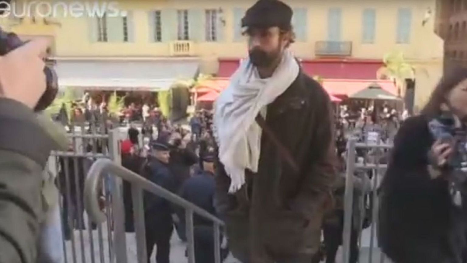 حكم جديد على المزارع الفرنسي "صديق اللاجئين"
