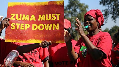 Afrique du Sud : début du vote de défiance, polémique sur la majorité nécessaire pour la légalité du vote