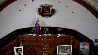 Einstand Caracasban: az alkotmányozó nemzetgyűlés elfoglalta a parlamentet