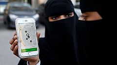 الخطوط السعودية تضع قيودا على ملابس الركاب