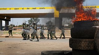Kenyan police fire teargas at chanting Raila Odinga supporters
