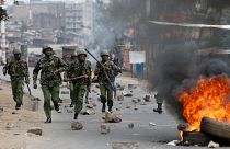 كينيا: مقتل متظاهرين اثر مواجهات مع الشرطة