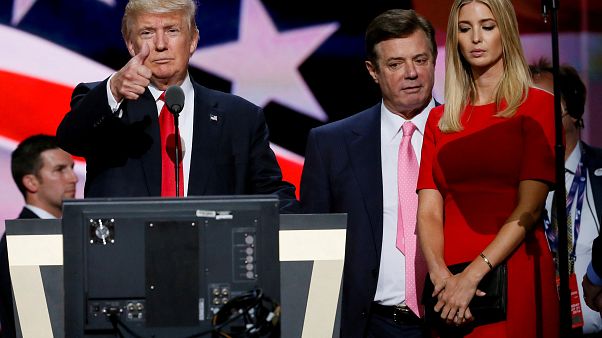 Έφοδος του FBI στο σπίτι πρώην επικεφαλής της προεκλογικής εκστρατείας του Τραμπ Έφοδος του FBI στο σπίτι πρώην επικεφαλής της προεκλογικής εκστρατείας του Τραμπ
