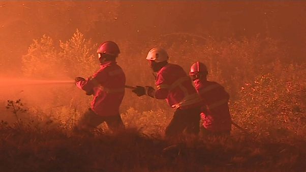 Le centre du Portugal en proie aux flammes Le centre du Portugal en proie aux flammes