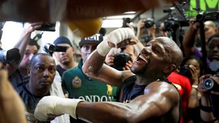 Floyd Mayweather and Conor McGregor both predict knockouts