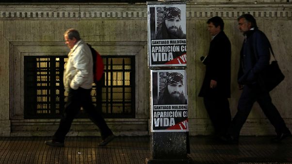 Exigen la aparición del activista Santiago Maldonado Exigen la aparición del activista Santiago Maldonado