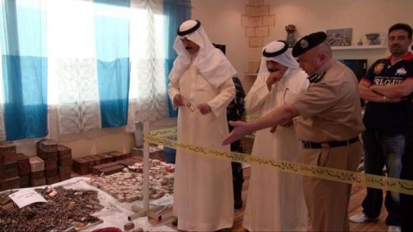 القبض على 12 محكوما في قضية " خلية العبدلي" في الكويت القبض على 12 محكوما في قضية " خلية العبدلي" في الكويت