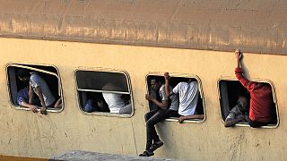Accident de train en Egypte : six secouristes sanctionnés pour des selfies