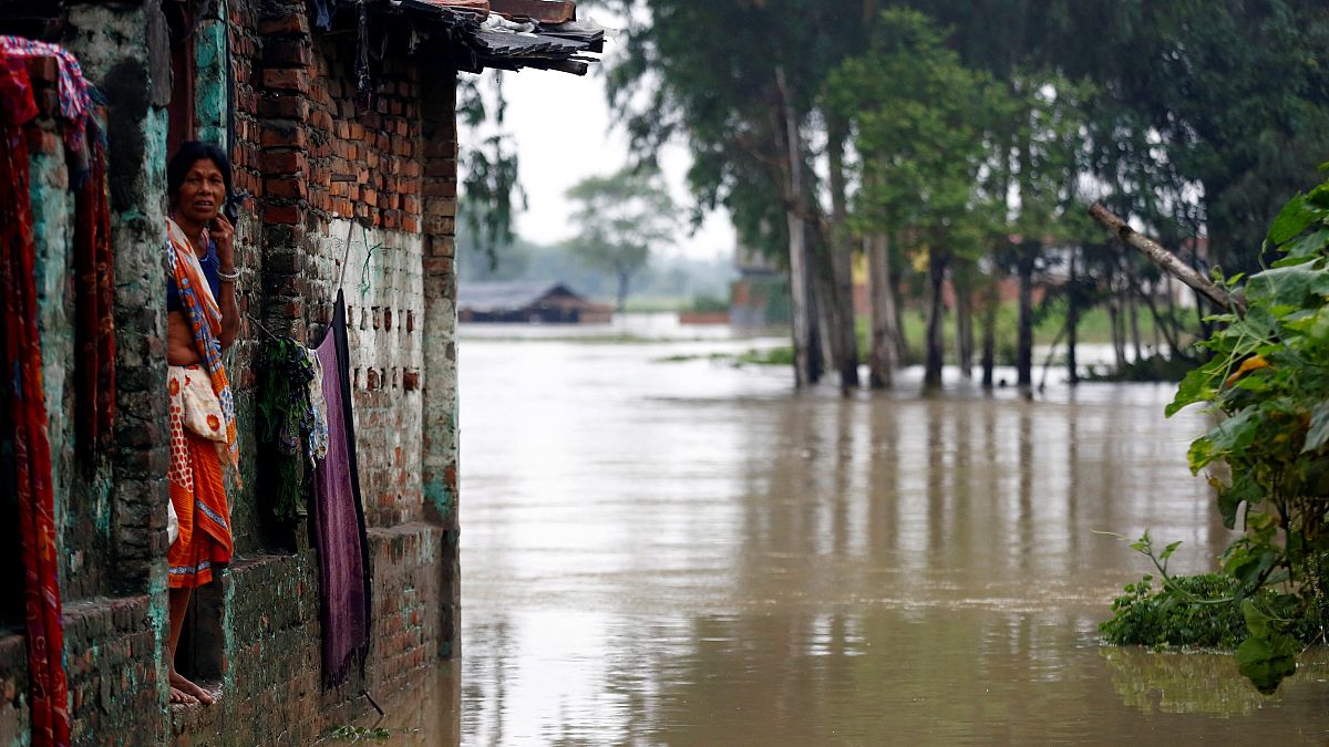 انهيارات أرضية وفيضانات تودي بحياة 66 شخصا في النيبال والهند