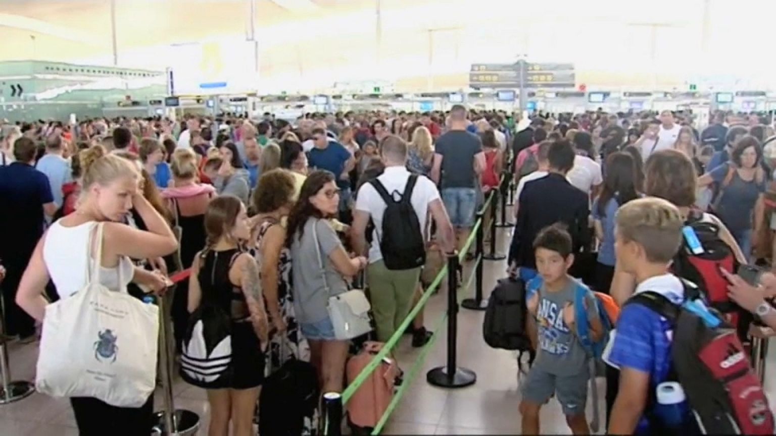 "La Guardia Civil solo puede sustituir a los trabajadores que no cumplan los servicios mínimos"