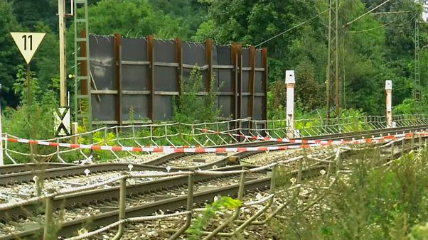Bahn: Gleissenkung sorgt für stundenlange Verspätungen Bahn: Gleissenkung sorgt für stundenlange Verspätungen