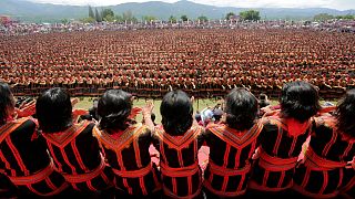 Indonesia: 10.000 ballerini ballano alll'unisono