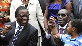 Zimbabwe : un des vice-présidents de Mugabe "empoisonné dans un meeting"