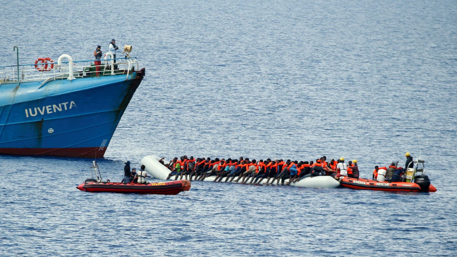 Libya'da göçmen kurtarma faaliyetleri askıya alındı