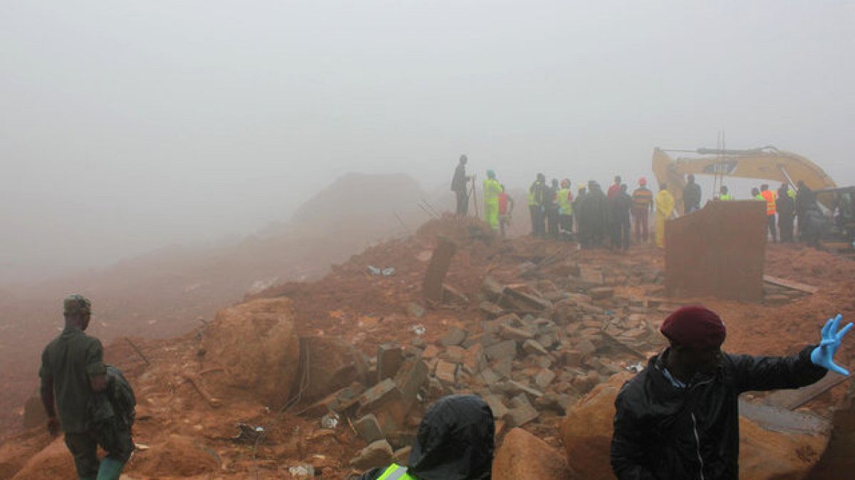 Major search for victims of Sierra Leone mudslides