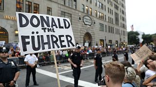 Donald Trump New York'ta protesto edildi