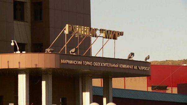 Поиски шахтеров частично прекращены Поиски шахтеров частично прекращены