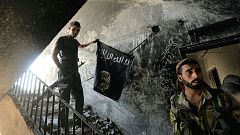 Syrische Rebellen schießen mutmaßlich Militärflugzeug ab