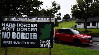 Reino Unido quer fronteira aberta entre as Irlandas