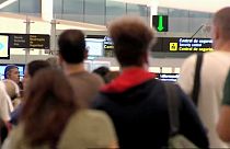 Los sindicatos anuncian paros en todos los aeropuertos de España