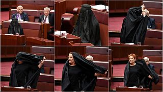 سناتور استرالیایی با برقع وارد پارلمان شد