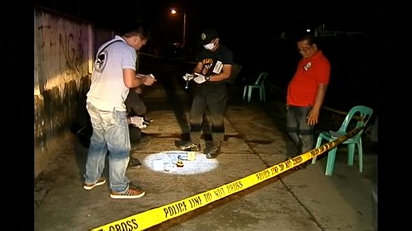 Philippinen: Blutiger Kampf gegen die Drogen Philippinen: Blutiger Kampf gegen die Drogen