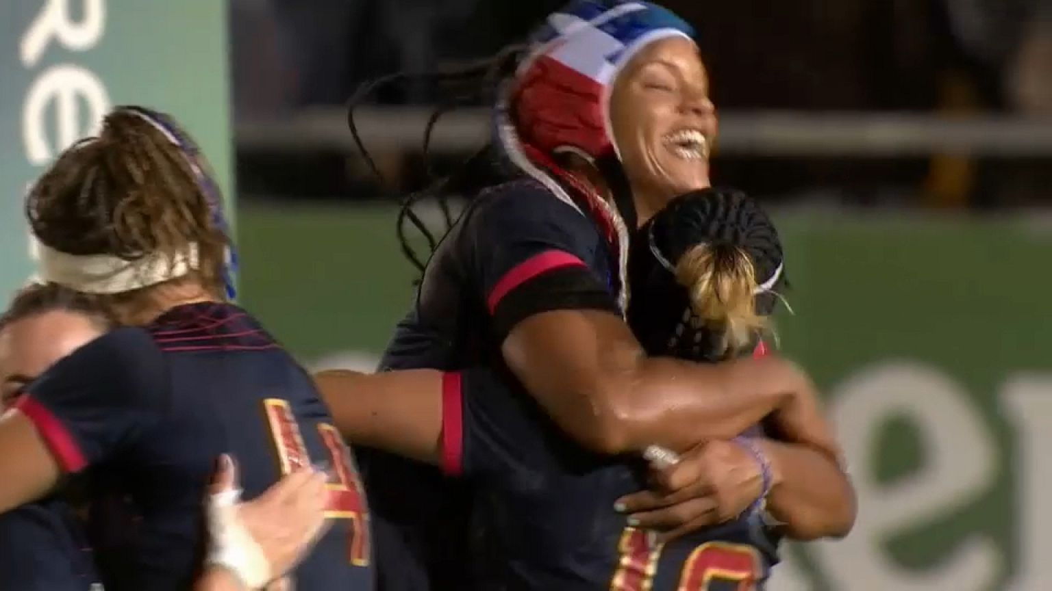 Les Bleues se qualifient pour les demi-finales du mondial de rugby