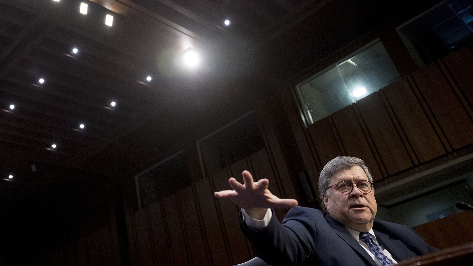 Image: William Barr testifies during a Senate Judiciary Committee hearing o