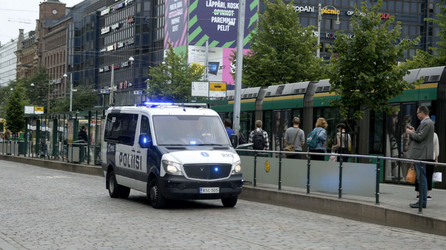 Finlandia: uomo accoltellato diverse personea a Turku. Almeno 1 morto