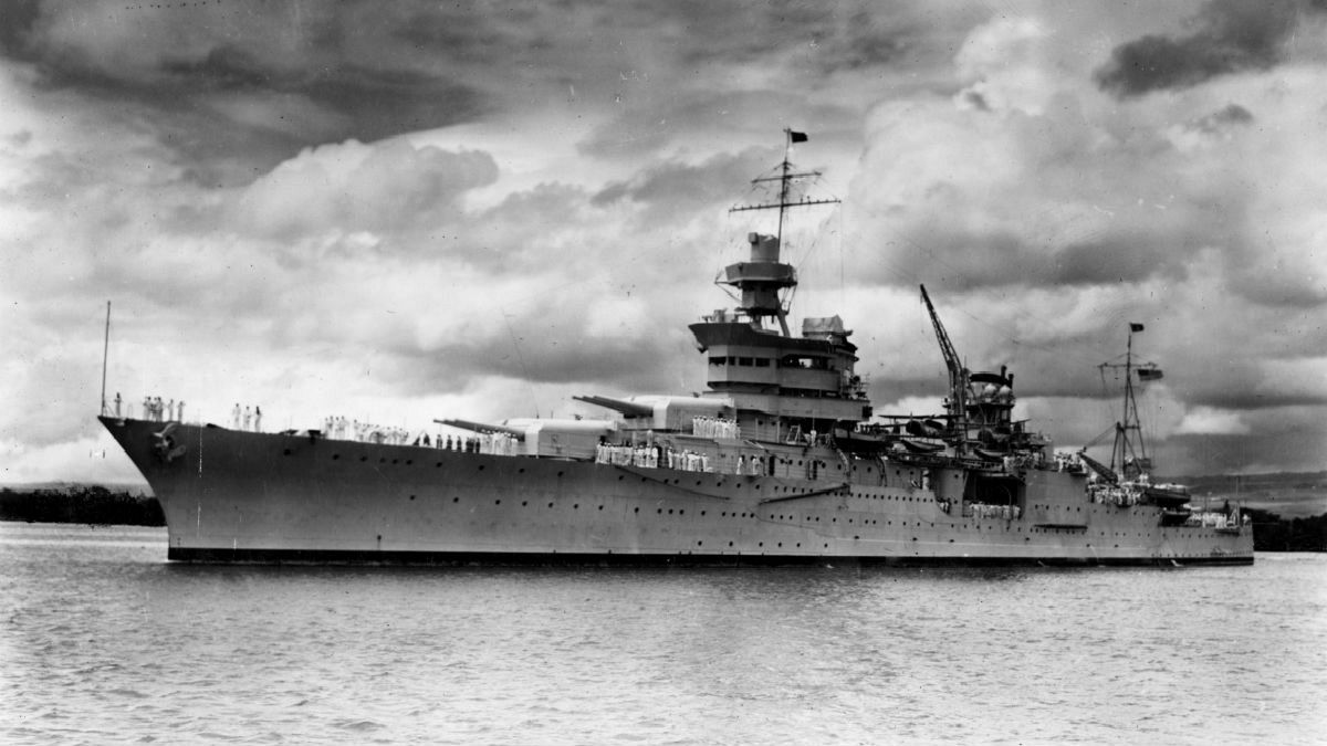 WW2 warship USS Indianapolis found 72 years after its sinking