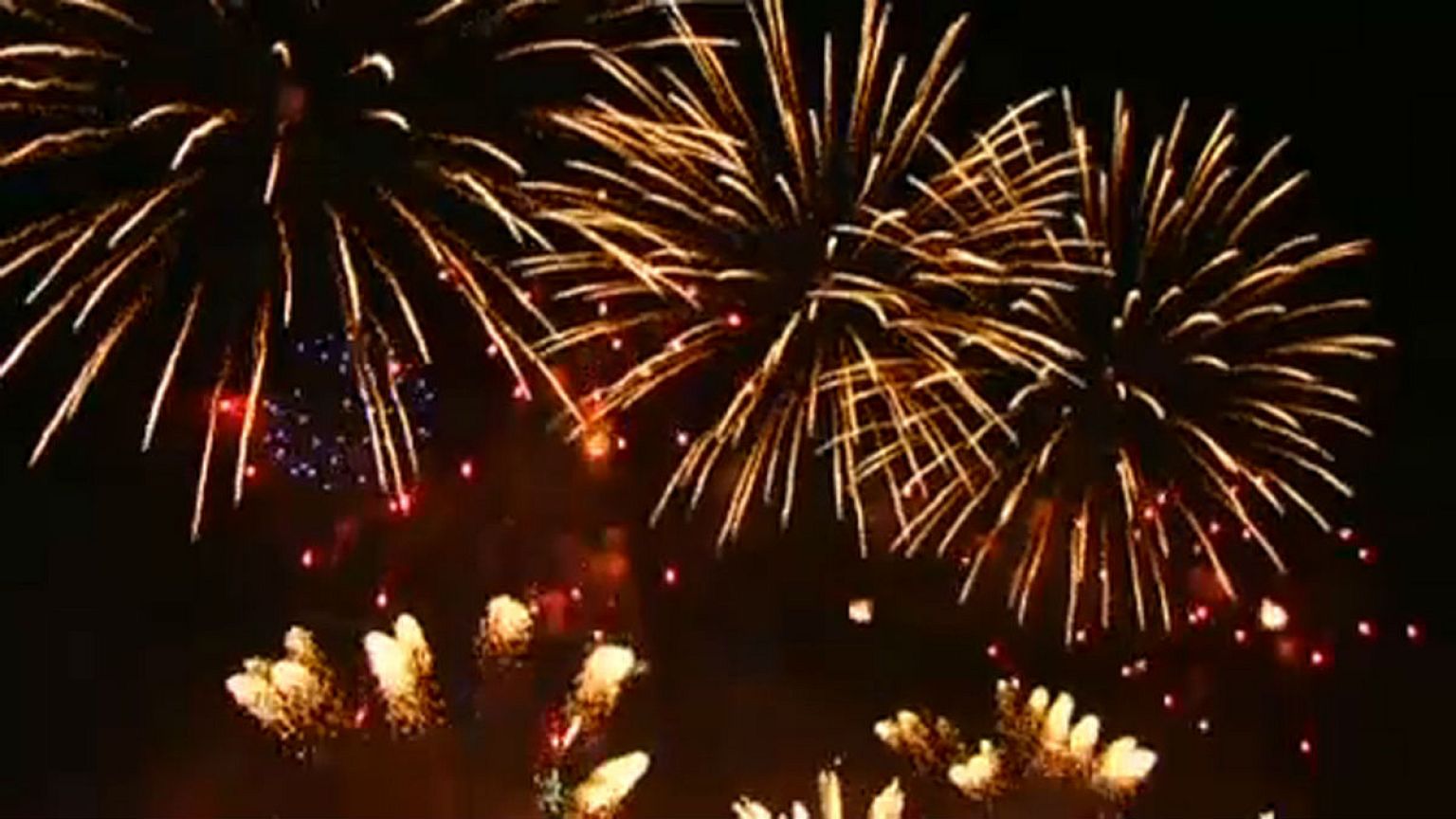 Rusya'da Rostekh Havai Fişek Festivali başladı