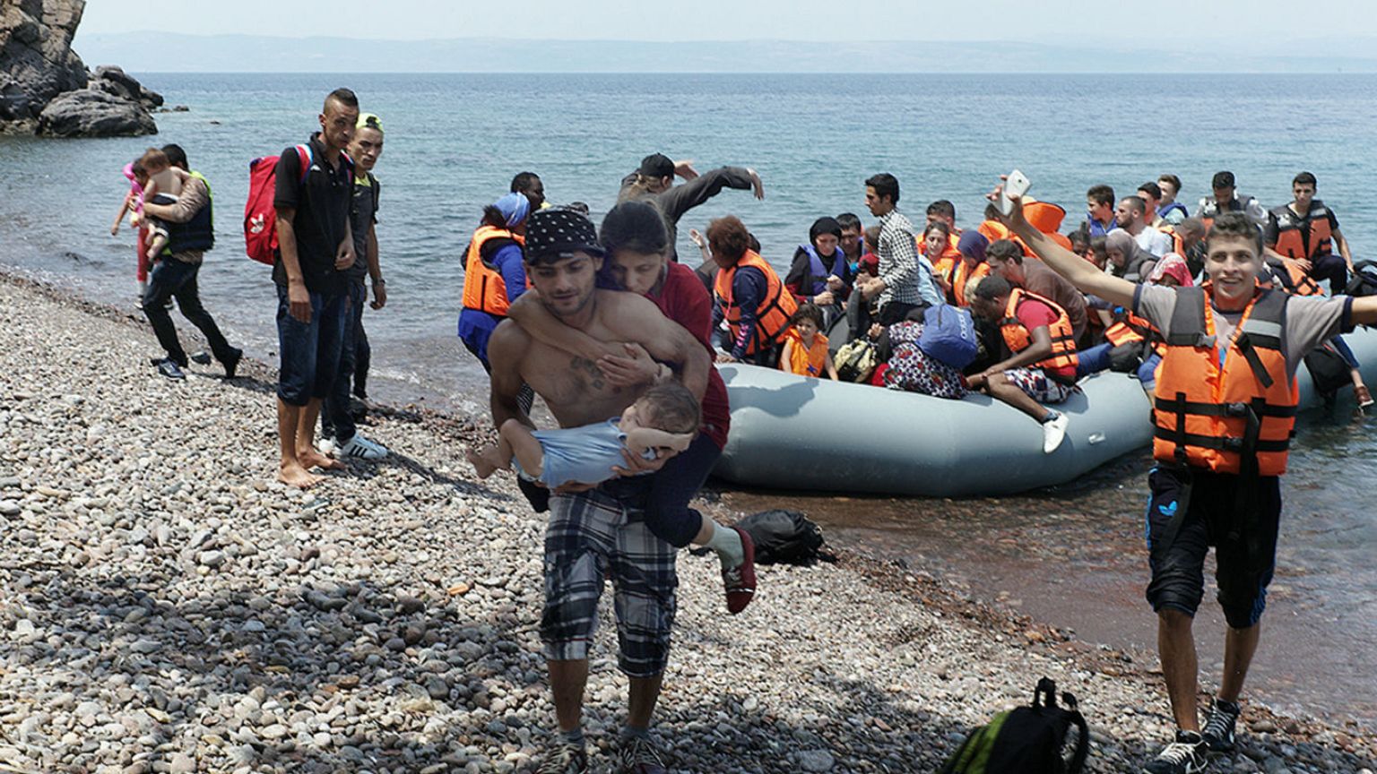 Συνεχίζονται οι αφίξεις μεταναστών και προσφύγων