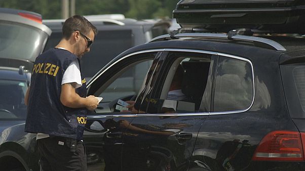 Áustria reforça os controlos na fronteira Áustria reforça os controlos na fronteira