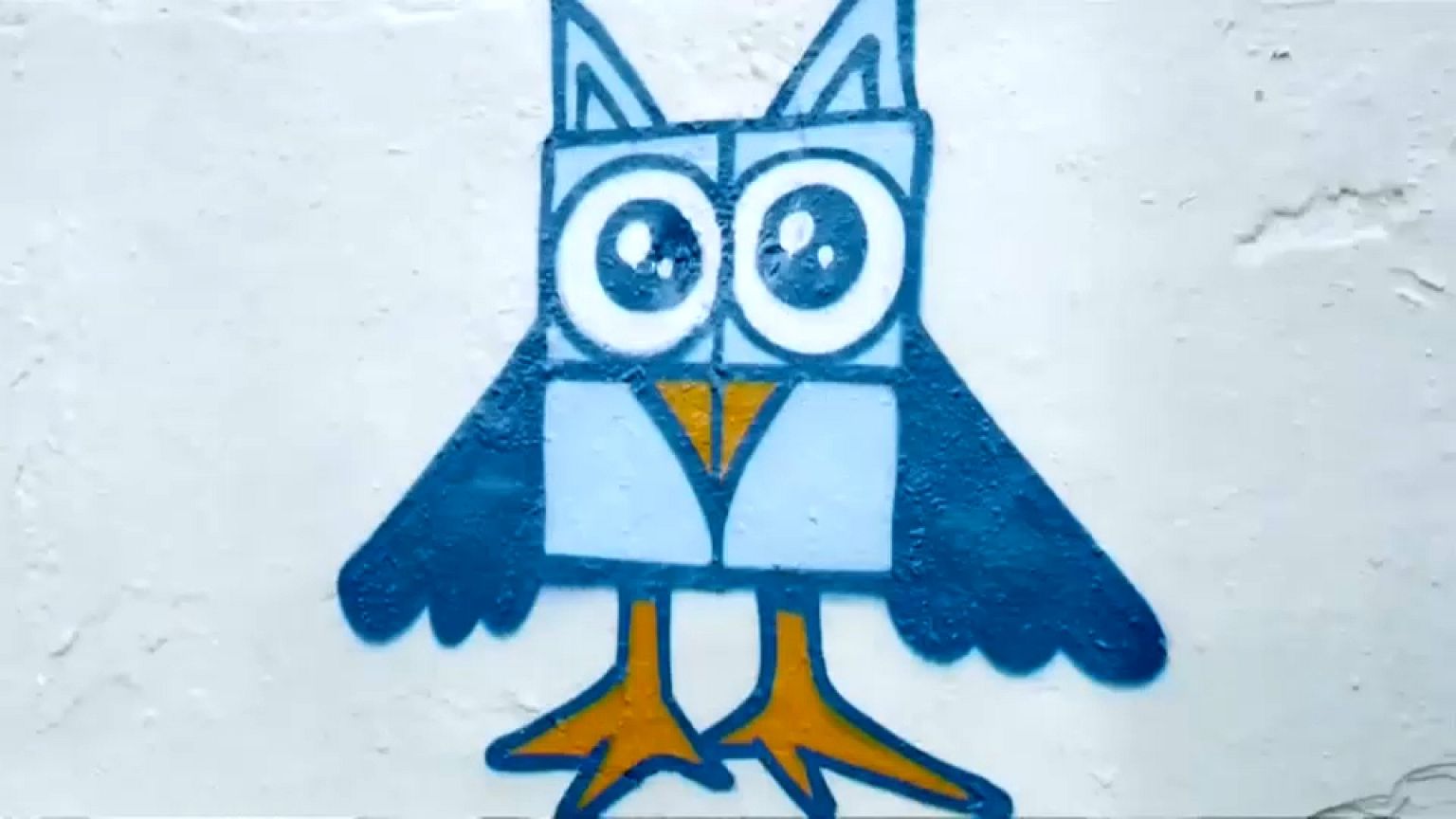 Berlin: Kreativ gegen Hakenkreuze