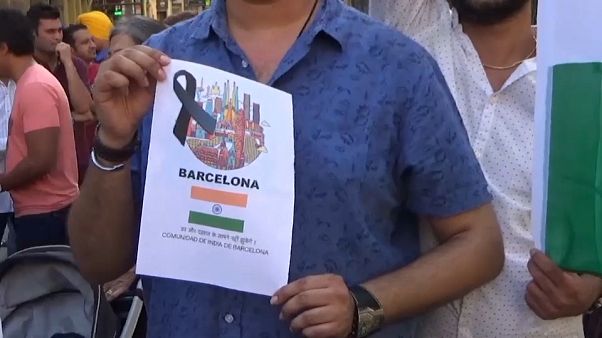 Barcelona: Indische Gemeinde gedenkt Terror-Opfern Barcelona: Indische Gemeinde gedenkt Terror-Opfern
