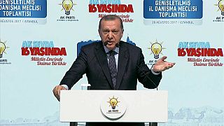 Erdoğan: Türkiye düşmanı partilere oy vermeyin