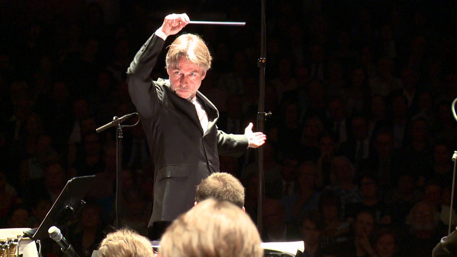 Esa-Pekka Salonen e un concerto per violoncello diabolicamente intricato