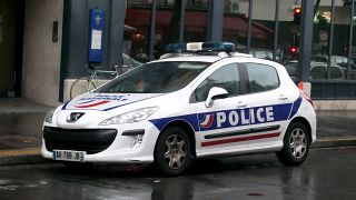 بالفيديو: كيف تعاملت الشرطة الفرنسية مع مضطرب نفسيا