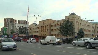 Η Σερβία προειδοποιεί τα Σκόπια για το όνομα