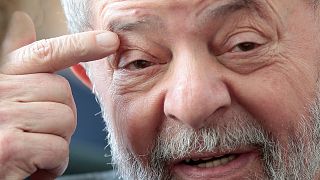 Lula em campanha com presidenciais no horizonte e Temer no alvo