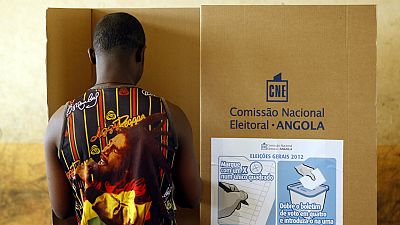Angola devlet başkanlığı seçimi için sandık başında
