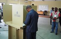 Polls close in Angola election
